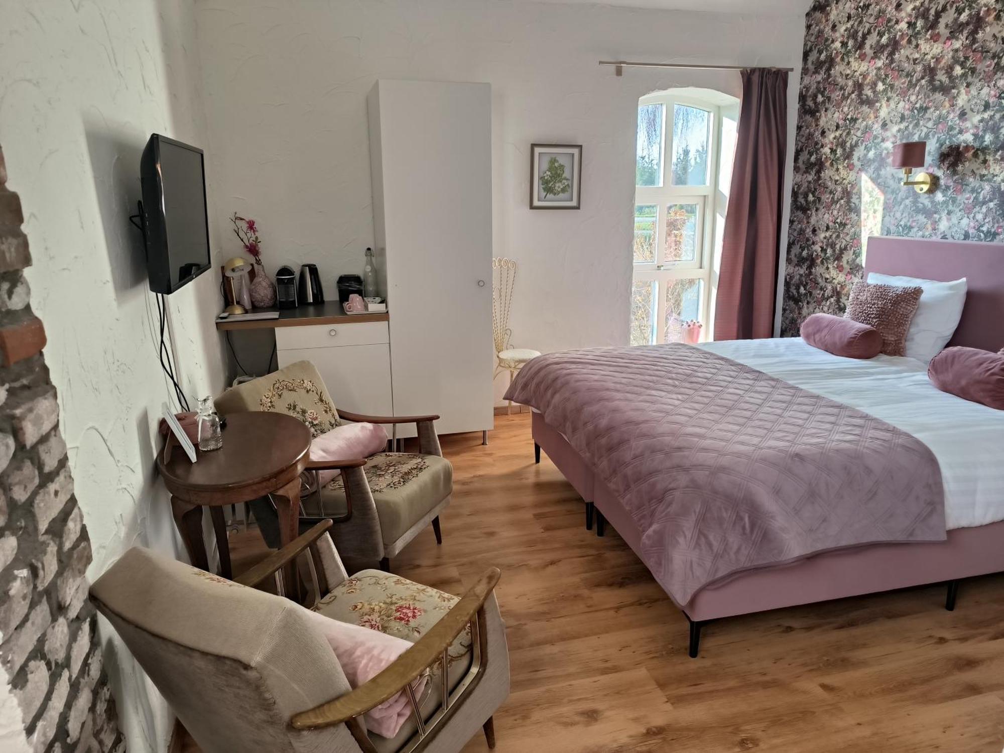 Bed and Breakfast Mariafarm Zevenbergen Exterior foto